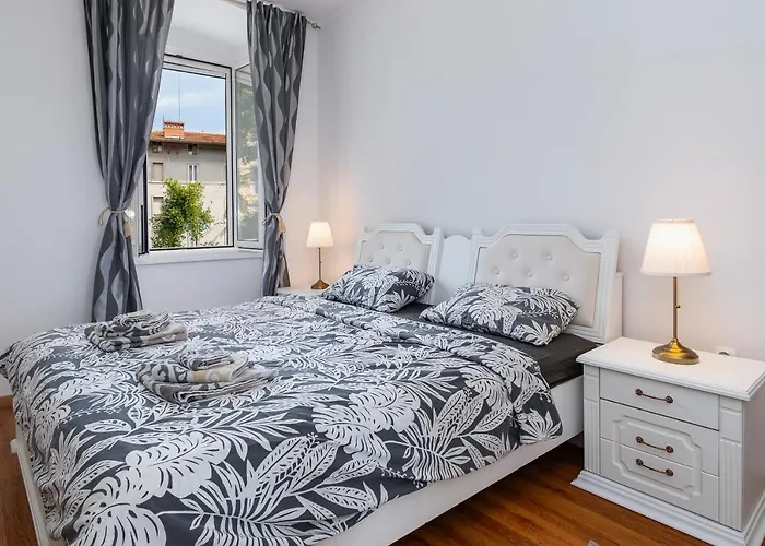 With Wifi - 21459 Opatija